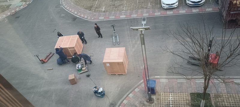 贴片机气源与空压配置:气压、流量与空气干燥要求